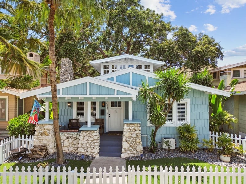 711 Bungalow Ter, Tampa, FL 33606