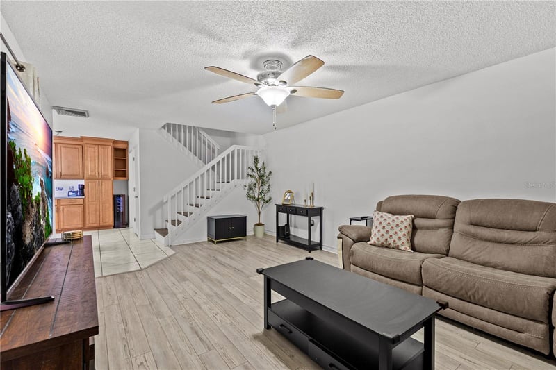 2763 5th Ct, Palm Harbor, FL 34684