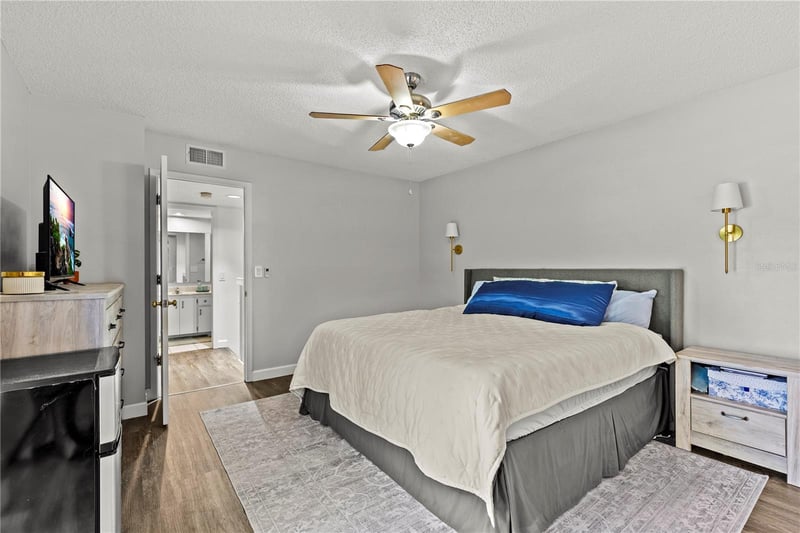 2763 5th Ct, Palm Harbor, FL 34684