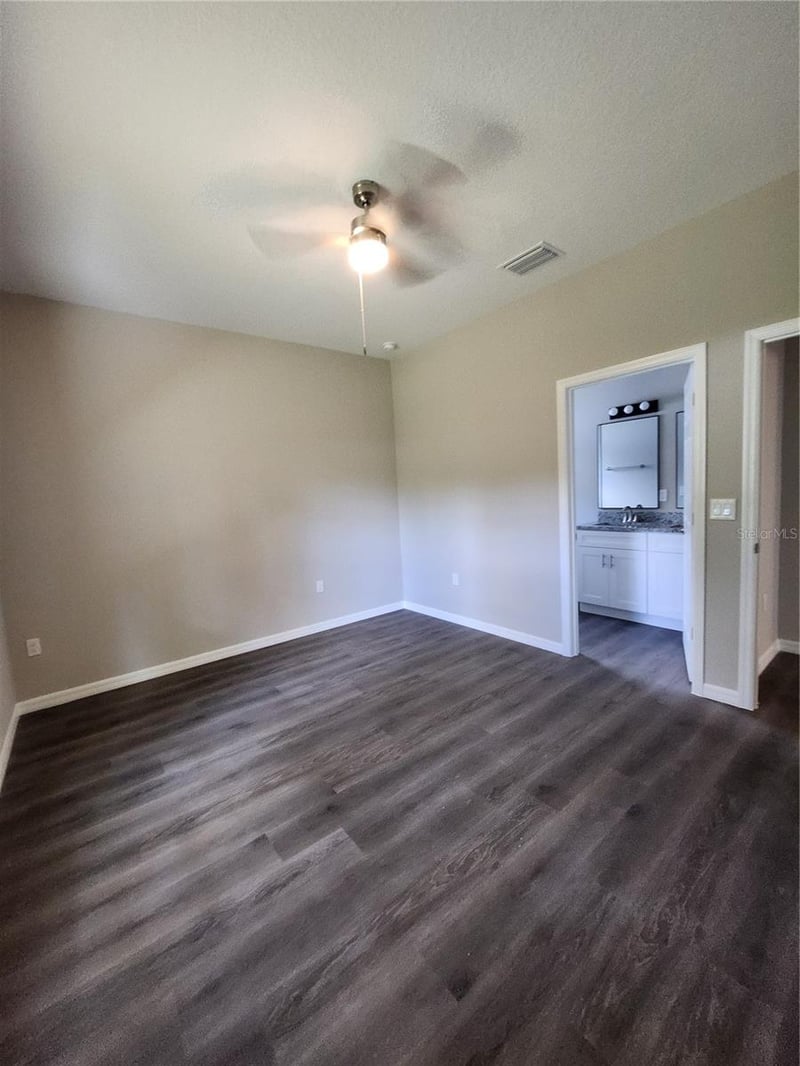 5016 Finders Ct, Tampa, FL 33617
