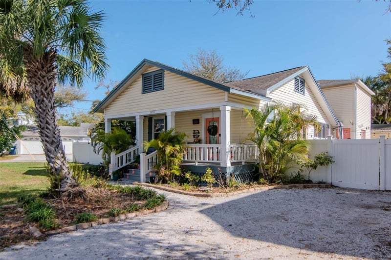 5802 3rd St, Tampa, FL 33611