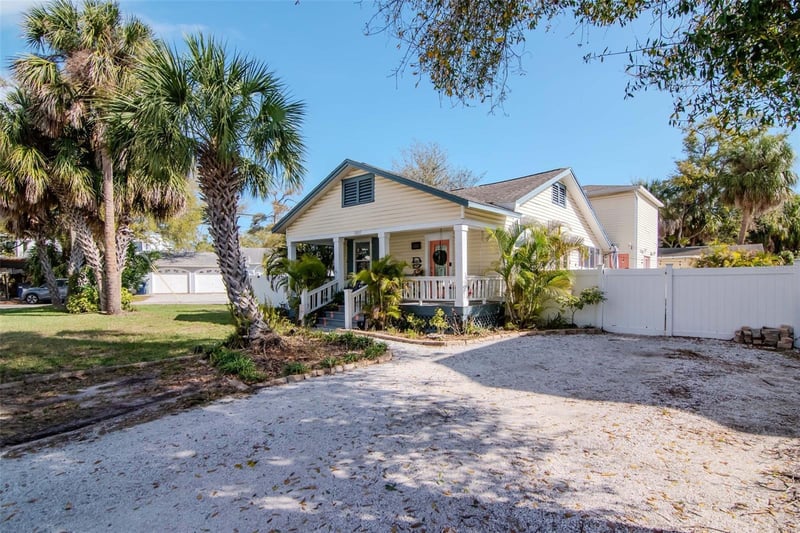 5802 3rd St, Tampa, FL 33611
