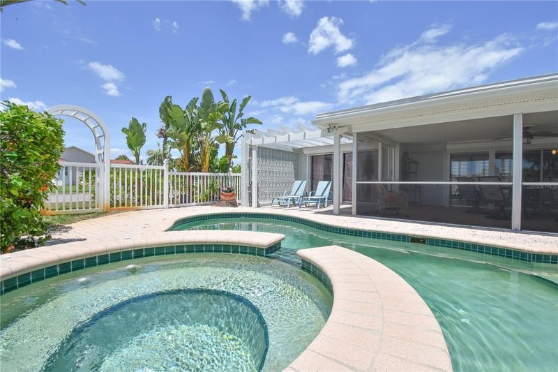 290 Monte Cristo Blvd, Tierra Verde, FL 33715