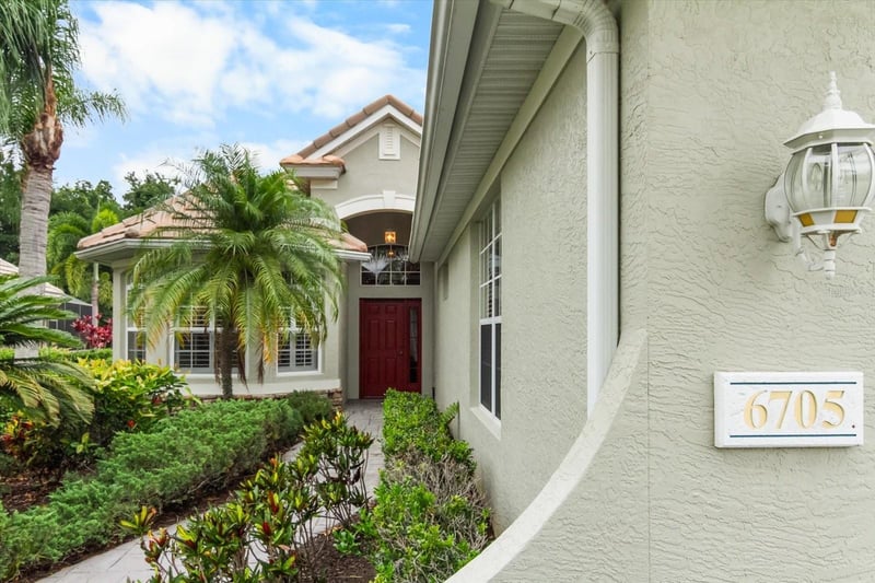 6705 Pebble Beach Way, Bradenton, FL 34202