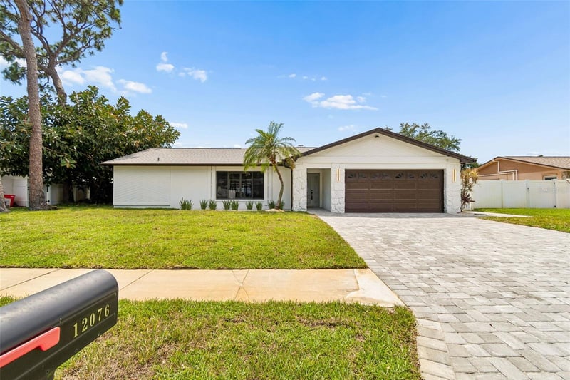 12076 92nd Way, Largo, FL 33773