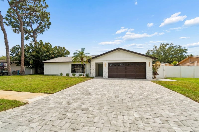 12076 92nd Way, Largo, FL 33773