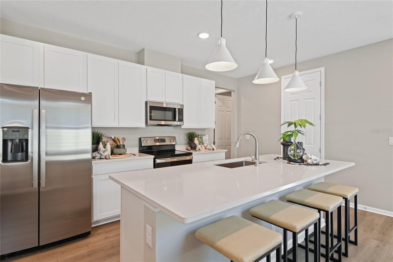 5862 Sunlit Bend Way, Apollo Beach, FL 33572