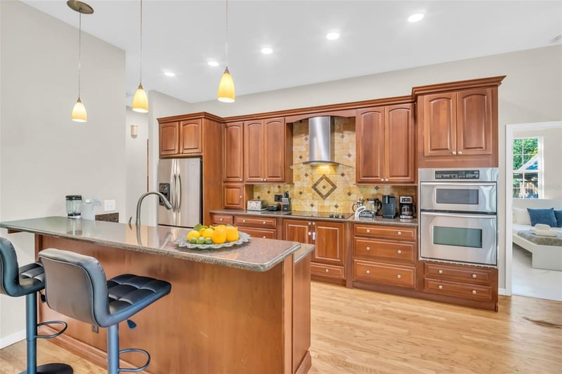 2270 Barbara Dr, Clearwater, FL 33764