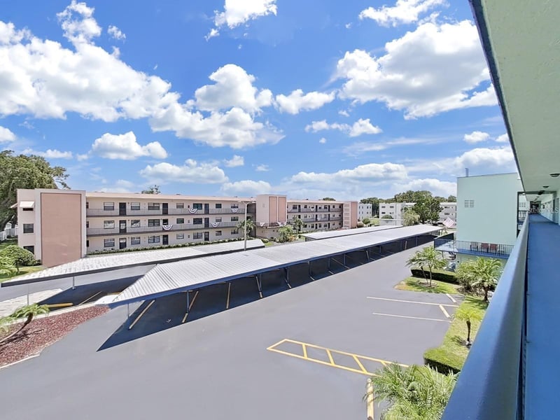 5973 Terrace Park Dr #311, St Petersburg, FL 33709