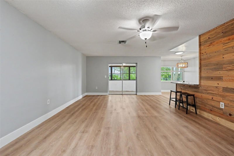 1208 Highland Ave #121, Largo, FL 33771