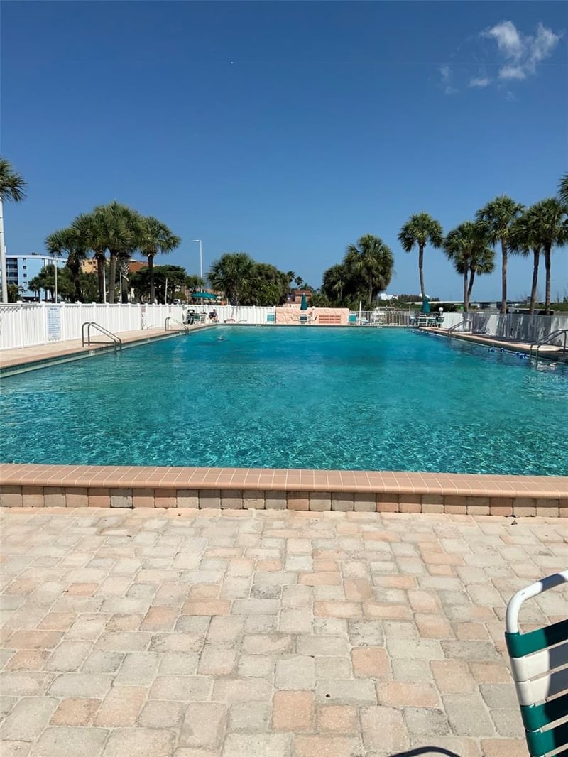 18399 Gulf Blvd #389, Indian Shores, FL 33785