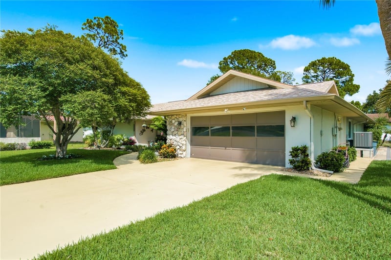 5468 Nimitz Rd, New Port Richey, FL 34652