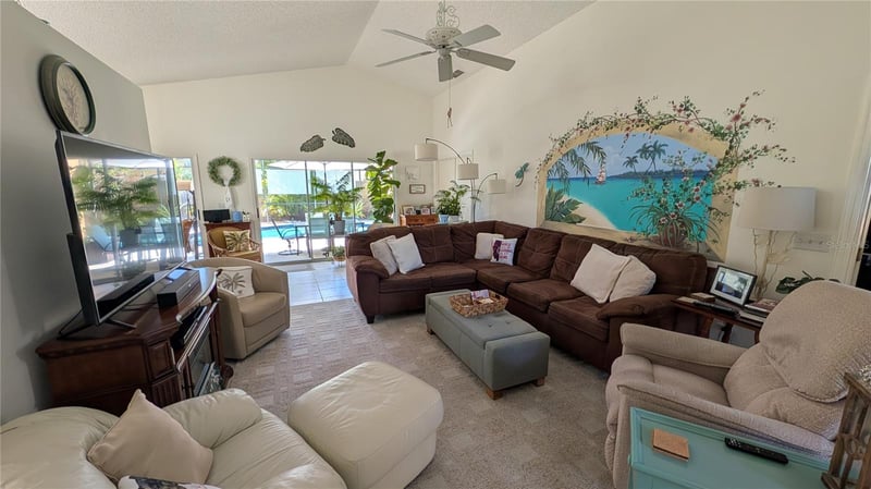 5406 83rd Ter, Sarasota, FL 34243