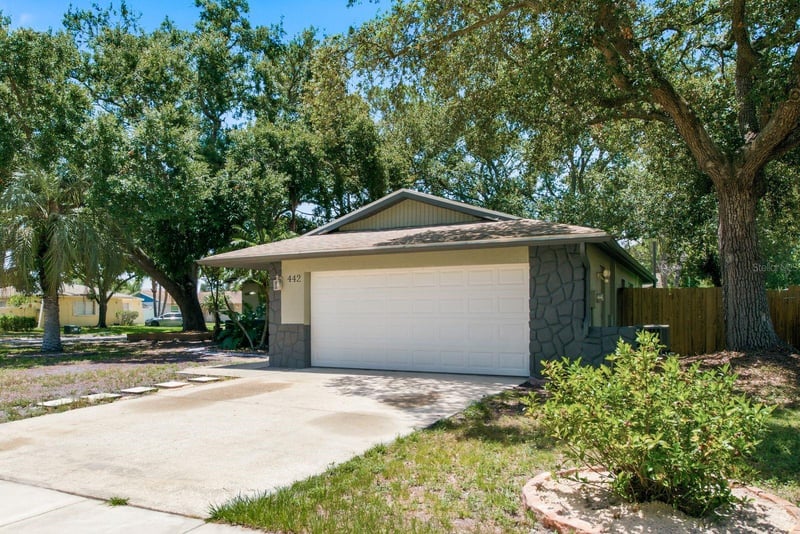 442 Evergreen Dr, Oldsmar, FL 34677