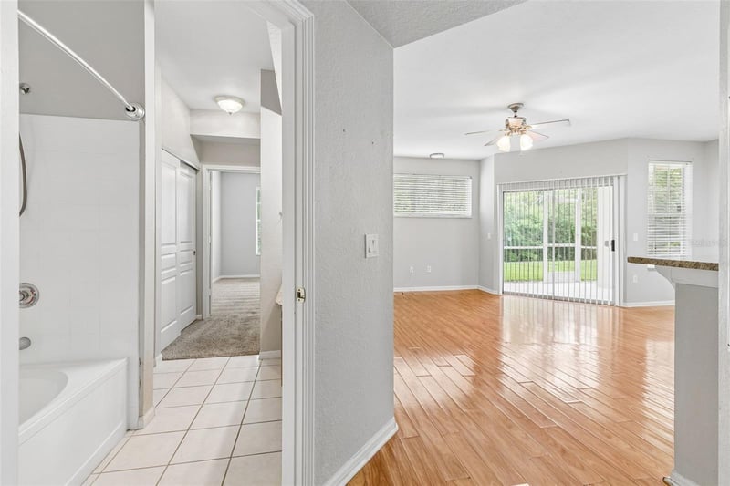 5125 Palm Springs Blvd #15105, Tampa, FL 33647