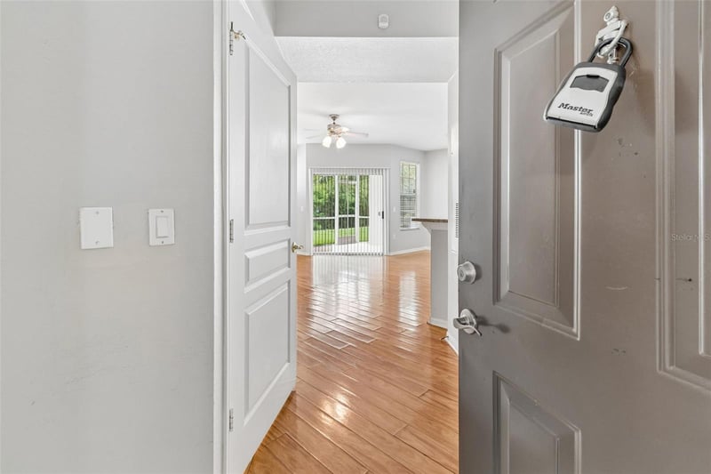 5125 Palm Springs Blvd #15105, Tampa, FL 33647