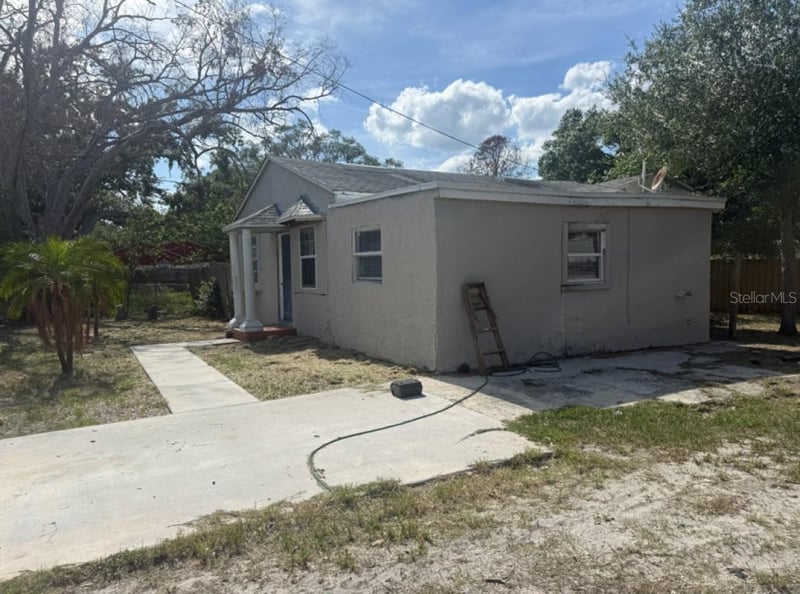 3005 Van Buren Dr, Tampa, FL 33611