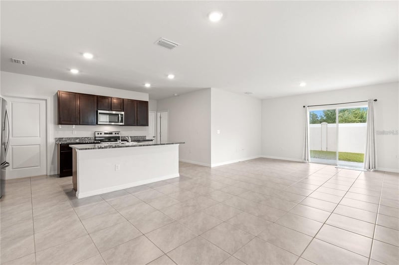 3226 Suncoast Plains Dr, Odessa, FL 33556