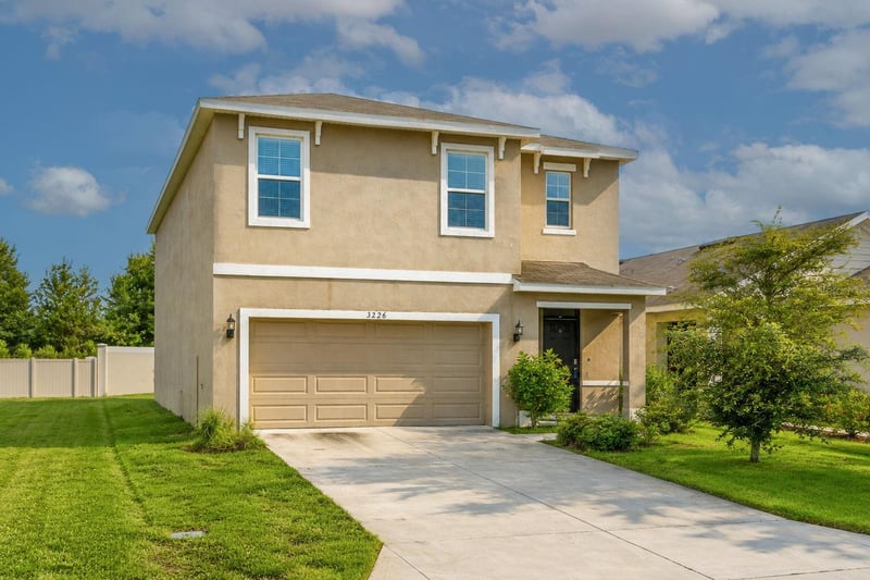 3226 Suncoast Plains Dr, Odessa, FL 33556