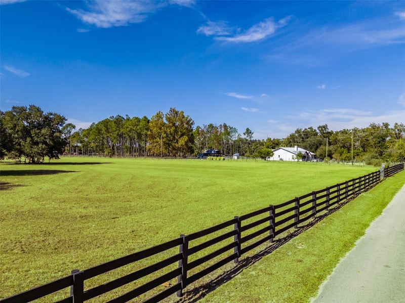 3527 Powerline Rd, Lithia, FL 33547