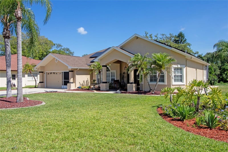 8933 Thoreau Pl, Hudson, FL 34667