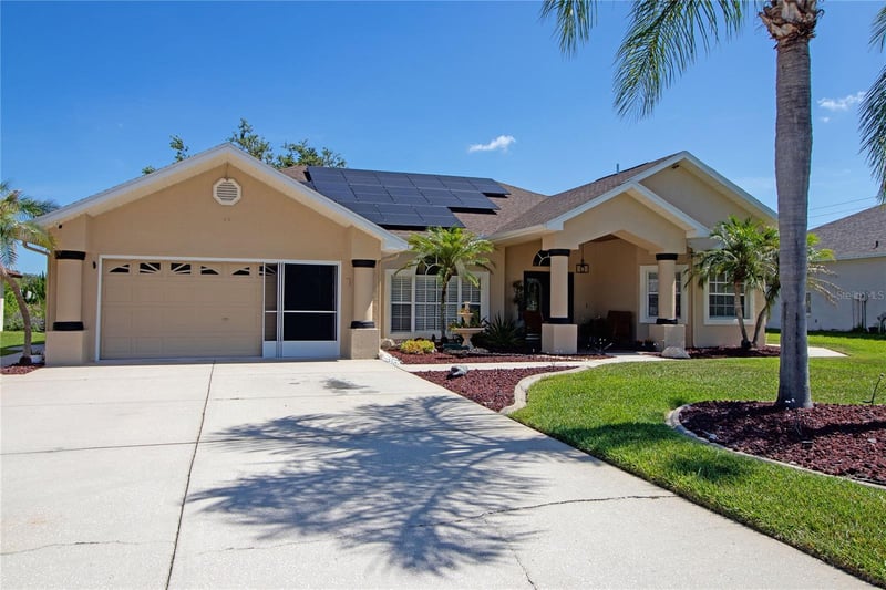 8933 Thoreau Pl, Hudson, FL 34667