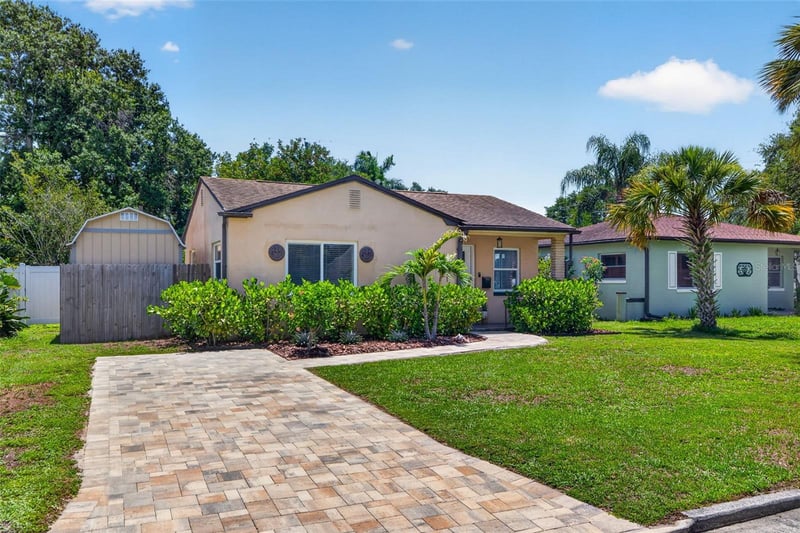 3221 14th St, St Petersburg, FL 33704