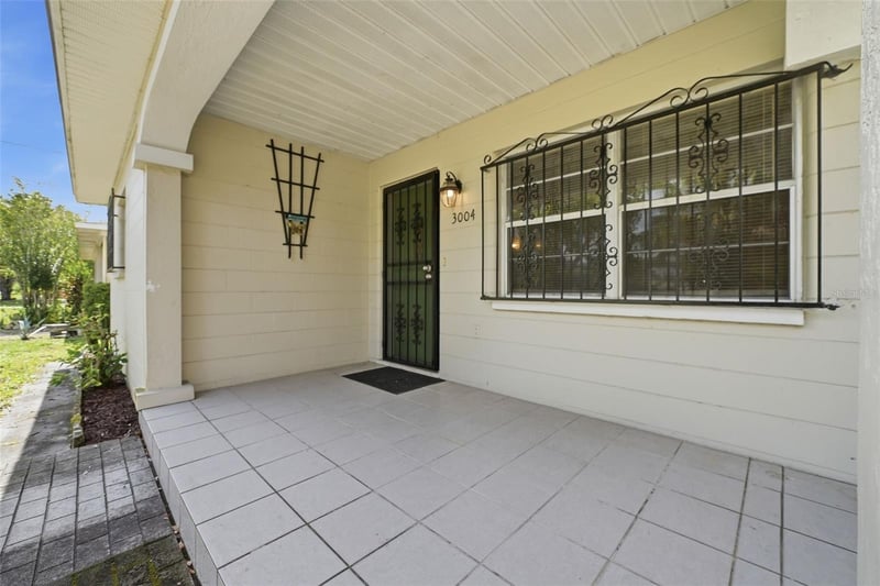 3004 Gray St, Tampa, FL 33609