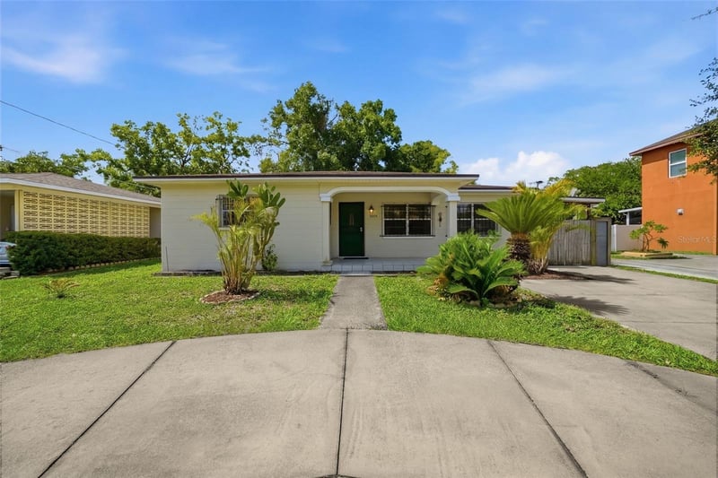 3004 Gray St, Tampa, FL 33609