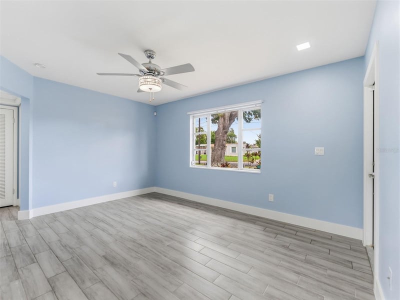 2305 Crawford St, Tampa, FL 33604
