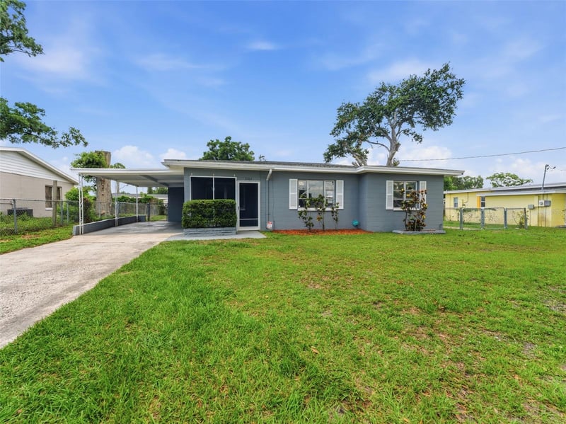 2305 Crawford St, Tampa, FL 33604