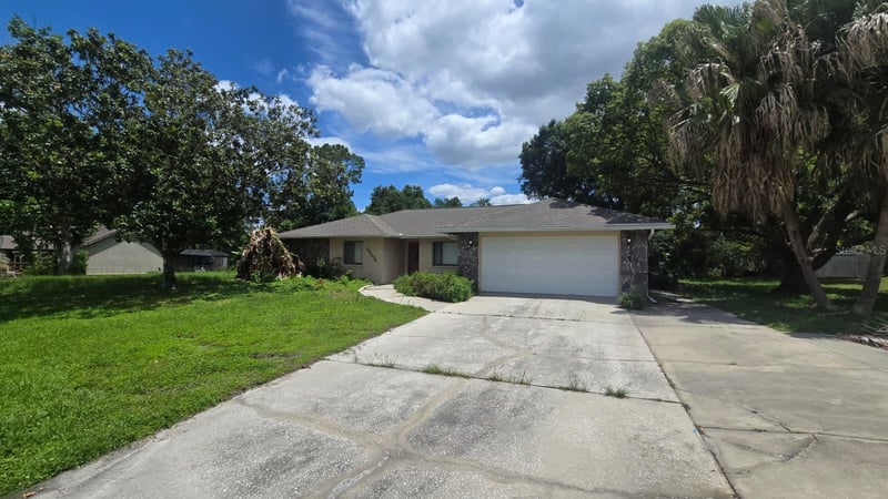 35208 Dolphin Lake Dr, Zephyrhills, FL 33541