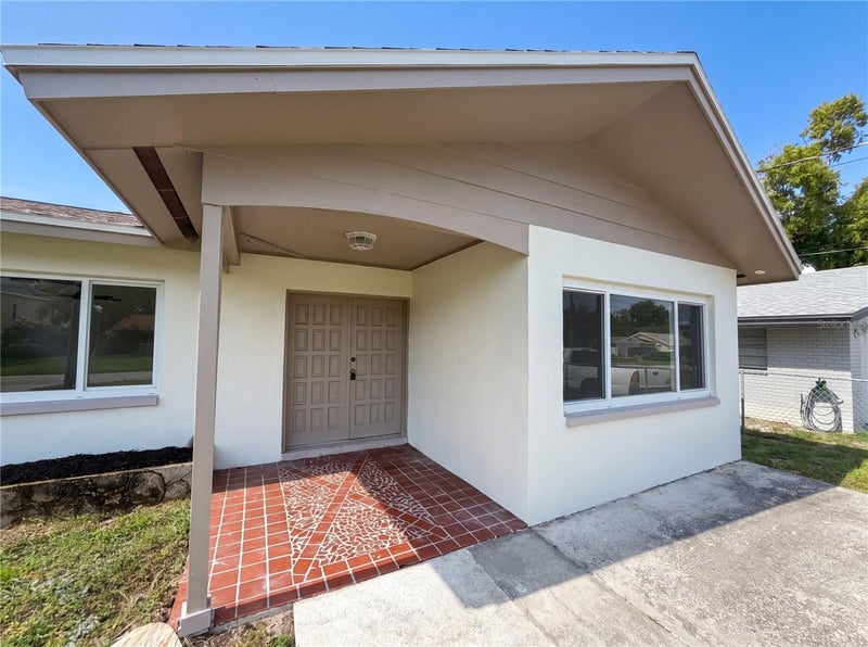 1431 Coburn Dr, Tarpon Springs, FL 34689
