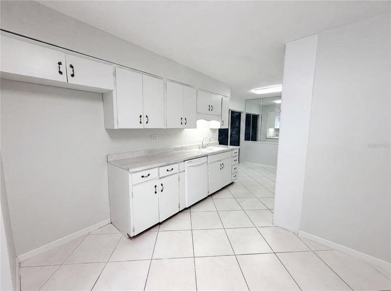 1431 Coburn Dr, Tarpon Springs, FL 34689