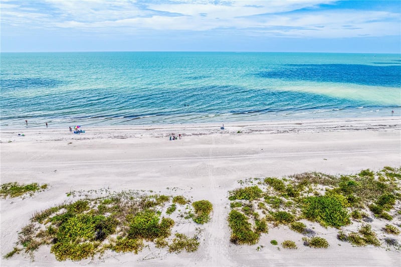 1250 Gulf Blvd #302, Clearwater Beach, FL 33767