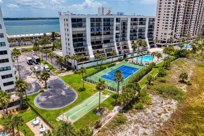 1250 Gulf Blvd #302, Clearwater Beach, FL 33767