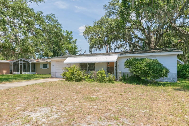 5810 Baker Rd, New Port Richey, FL 34653
