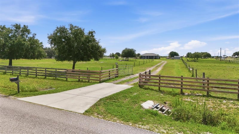 13105 Mj Rd, Myakka City, FL 34251