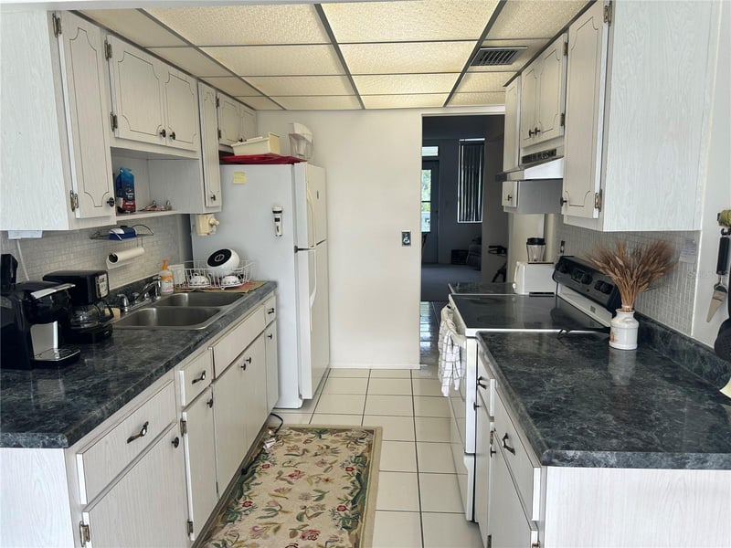 4720 Locust St #314, St Petersburg, FL 33703