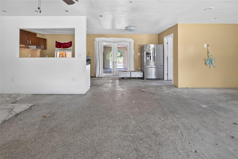 5609 Larimer Dr, Tampa, FL 33615