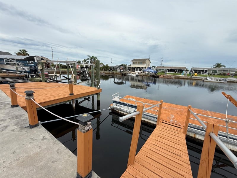12739 3rd ISLE, Hudson, FL 34667