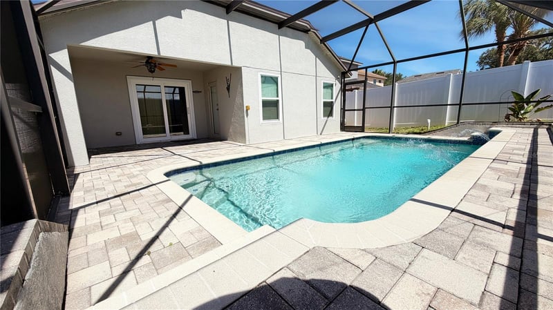 11848 Whisper Creek Dr, Riverview, FL 33569