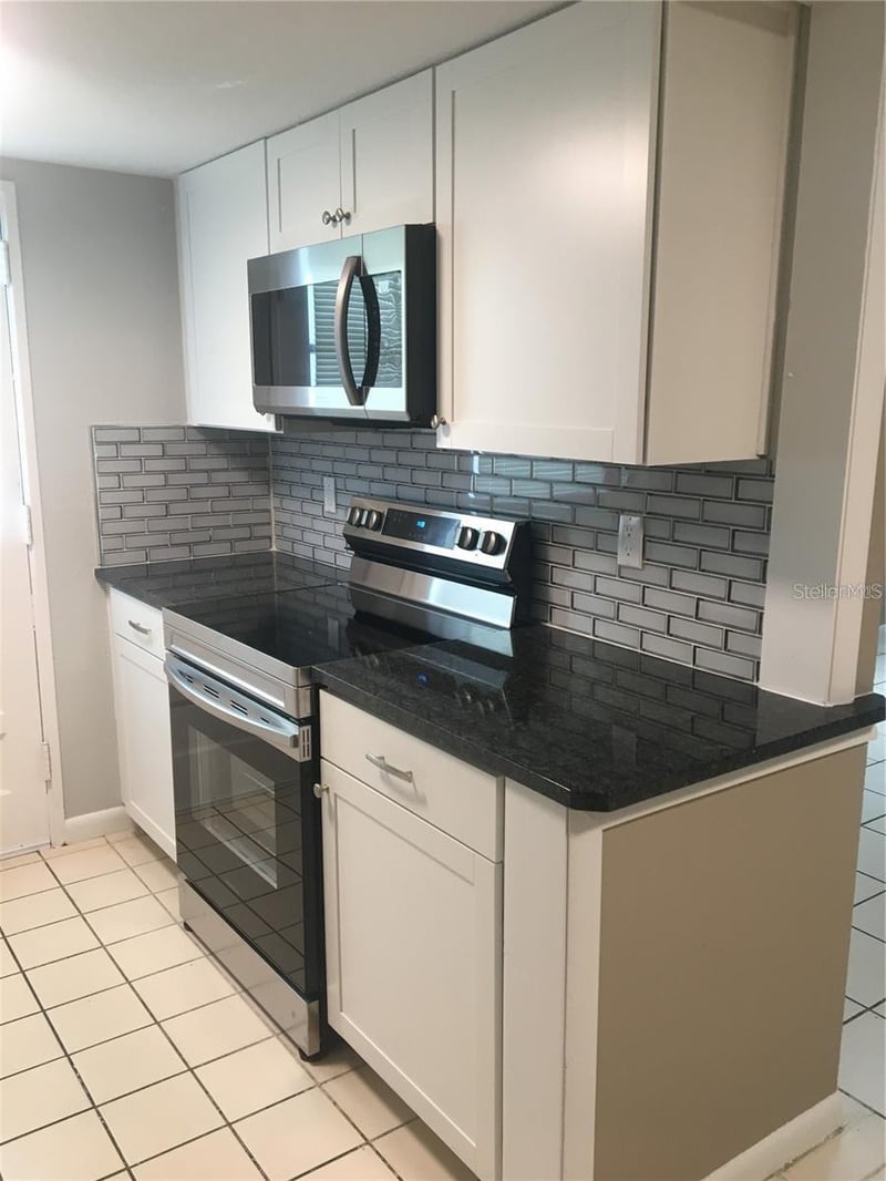 2 Fernwood Ave #7, Clearwater, FL 33765