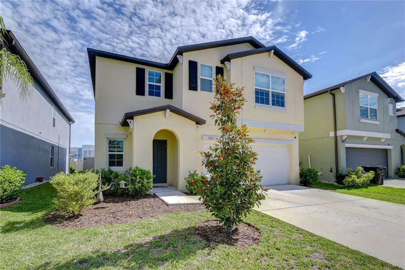 17917 Cloudless Bliss Dr, Lutz, FL 33558