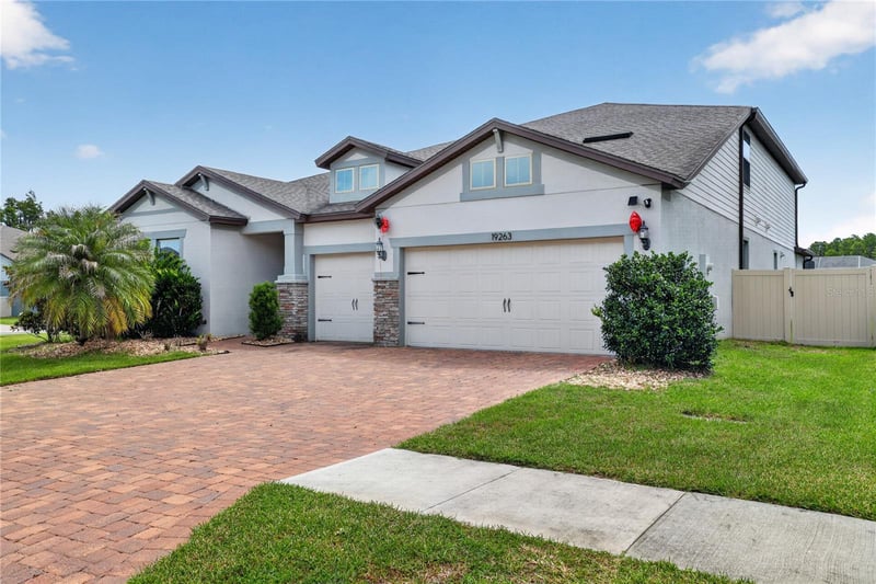 19263 Briarbrook Dr, Tampa, FL 33647