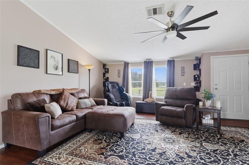 28651 Tupper Rd, Wesley Chapel, FL 33545