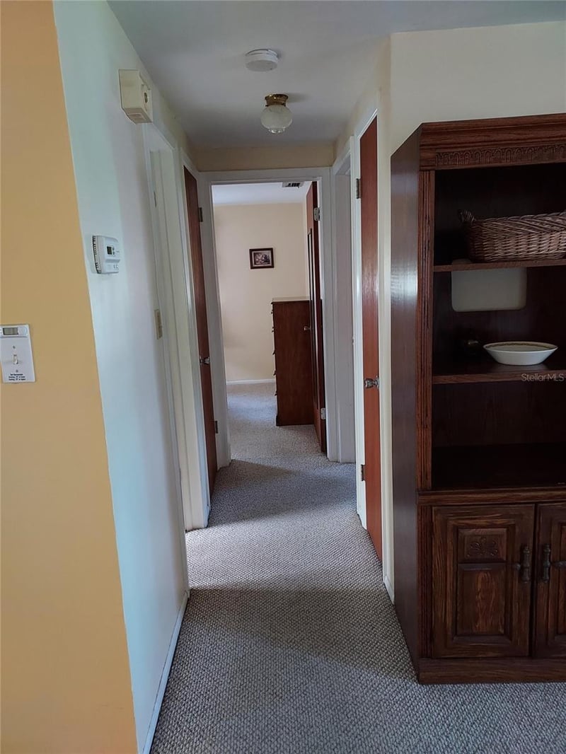 1240 Chelsea Ln, Holiday, FL 34691
