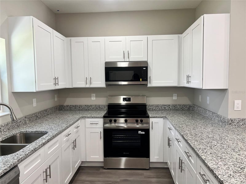 5008 Finders Ct, Tampa, FL 33617