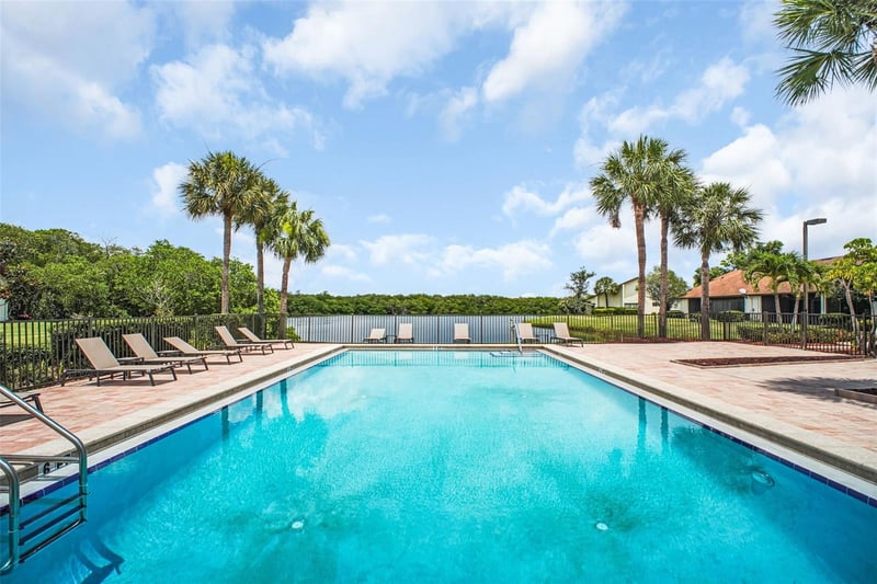 14893 Feather Cove Rd, Clearwater, FL 33762