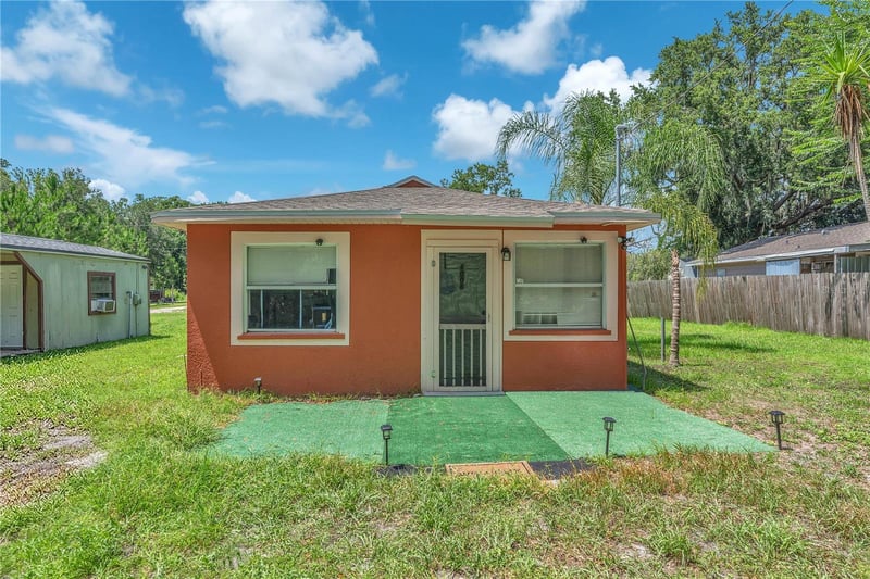 1006 Gray St, Plant City, FL 33563